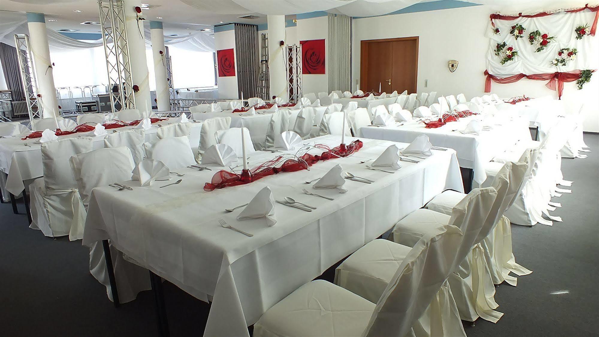 Parkhotel Ольсберг Экстерьер фото